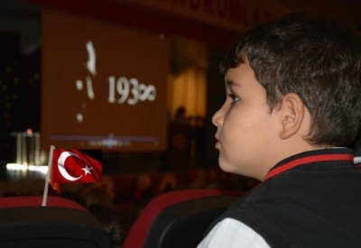 SAAT 9'U 5 GEÇE