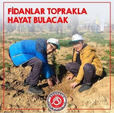 FİDANLAR TOPRAKLA HAYAT BULDU